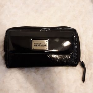 Kenneth Cole black wallet